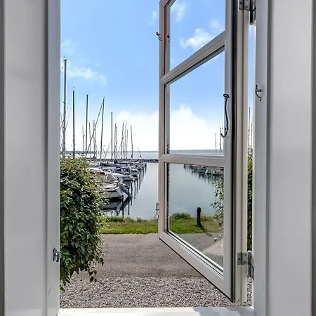 Vakantiehuis Ulvi - 15m From The Sea By Interhome